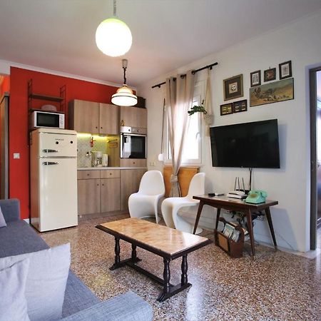 Vintage Apartment Αθήνα Εξωτερικό φωτογραφία